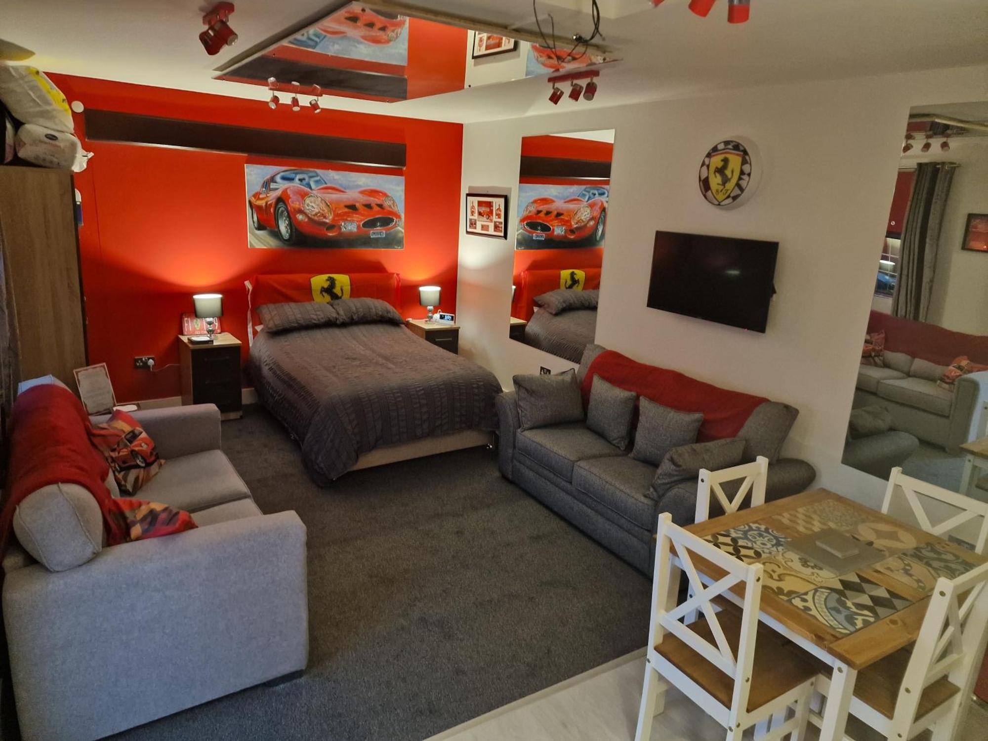 Joiners Arms - Studio Apartments Market Drayton Bagian luar foto